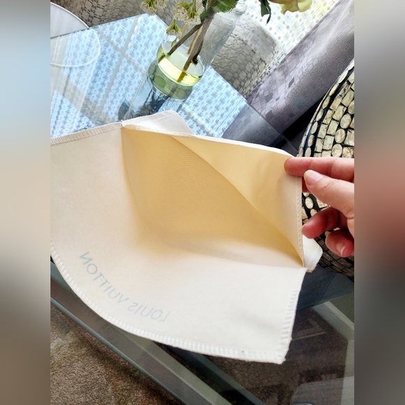 Louis Vuitton Fold Over Dust Bag 10.5"×6.5" - Picture 3 of 8